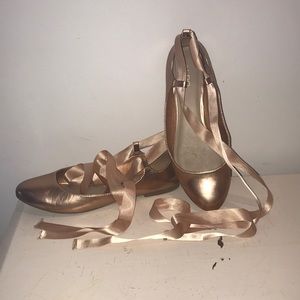 Aldo size 8 1/2 Rose Gold Ballet Slipper